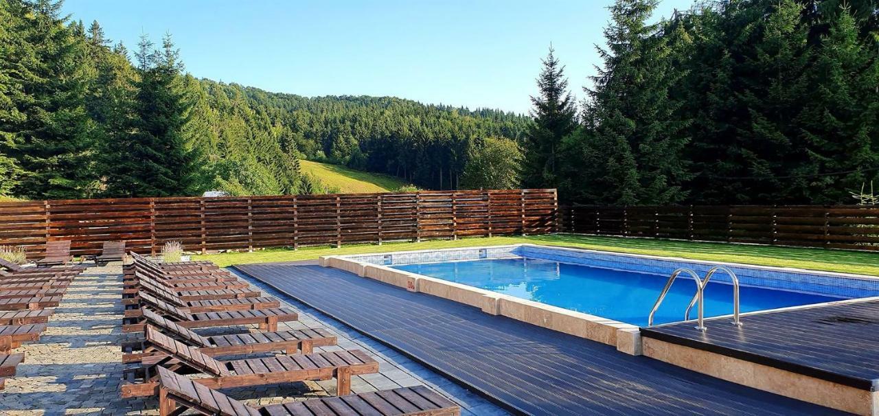 Mountain Apartments Superski Cavnic Luaran gambar